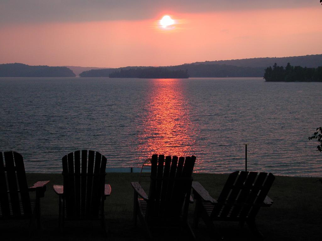 Birch Cliff Lodge On Baptiste Lake Highland Grove Dış mekan fotoğraf