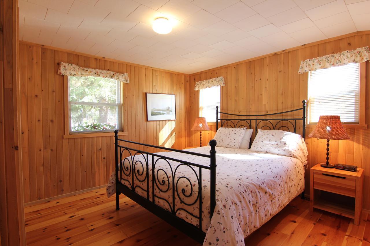 Birch Cliff Lodge On Baptiste Lake Highland Grove Dış mekan fotoğraf